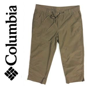 Columbia Capri Pants Green S